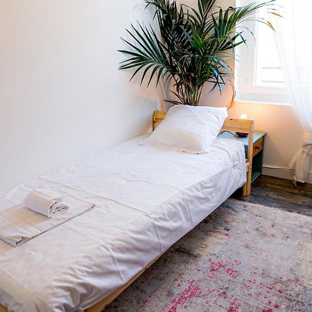Kailhenn: Joli T3 Cosy, Bien Equipe, Proche Tram Apartment Brest Luaran gambar